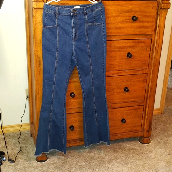 True Craft Denim - True Craft Highrise Flair Hippie Western Santa Fe Chic Jeans. SZ: 14